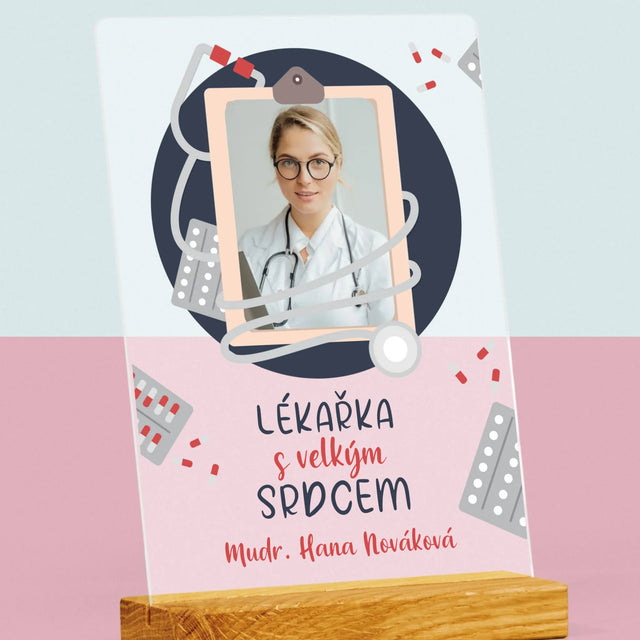 Fotka A Textem: Lékař S Velkým Srdcem - Tisk Na Akrylovém Skle