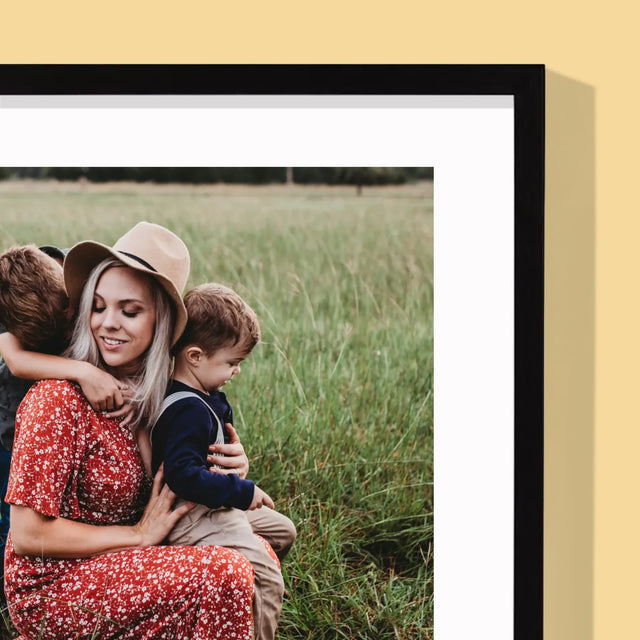 Fotka A Textem: Milujeme Tě, Mami - Tisk V Rámečku