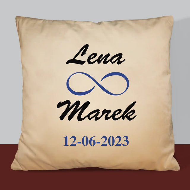 Monogram: Jména Nekonečno - Polštář