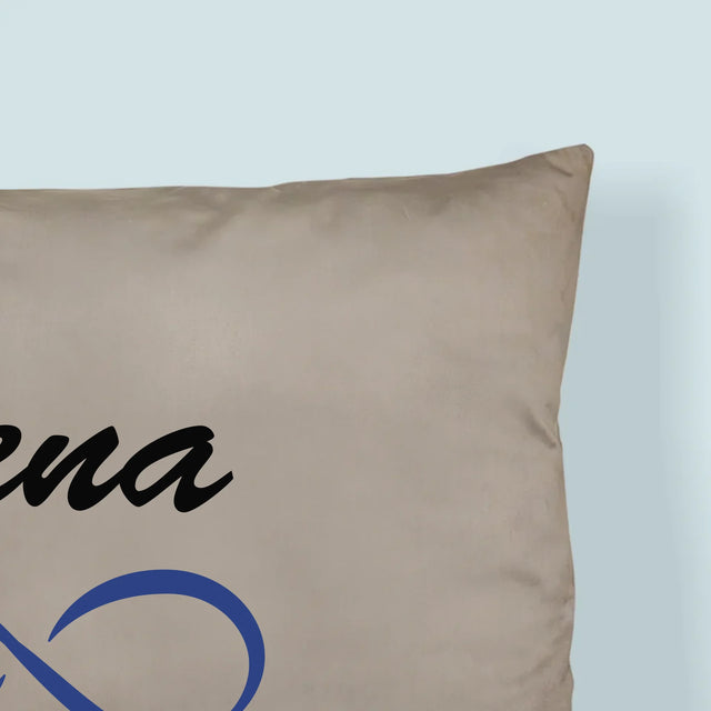 Monogram: Jména Nekonečno - Polštář