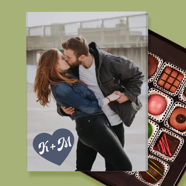 Fotokoláž: Iniciály Srdce - Pralinky