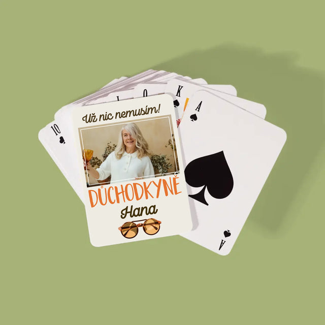 Fotka A Textem: Už Nic Nemusím! Důchodkyně - Hrací Karty