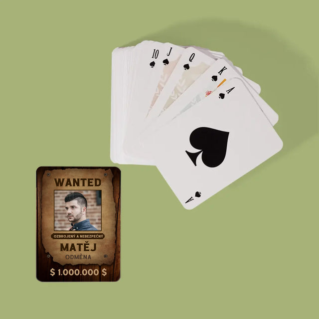 Fotka A Textem: Hledá Se
- Hrací Karty