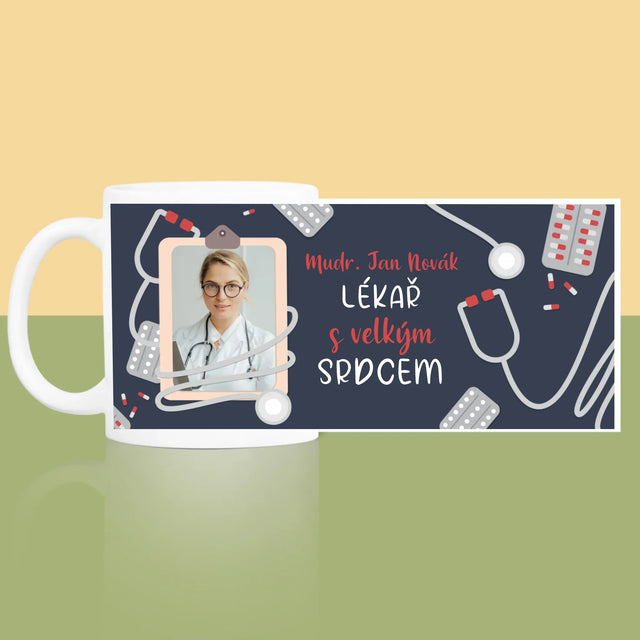 Fotka A Textem: Lékař S Velkým Srdcem - Hrnek