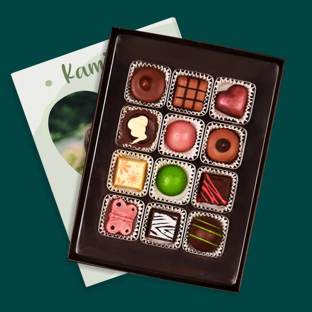 Fotka A Textem: Půjdeš Mi Za Svědkyni Květiny - Pralinky