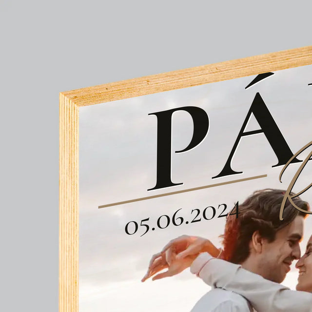 Obálka Časopisu: Pár Roku - Tisk Na Dřevo