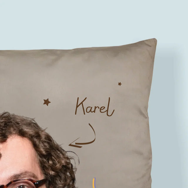 Fotka A Textem: Hrdina Táta - Polštář