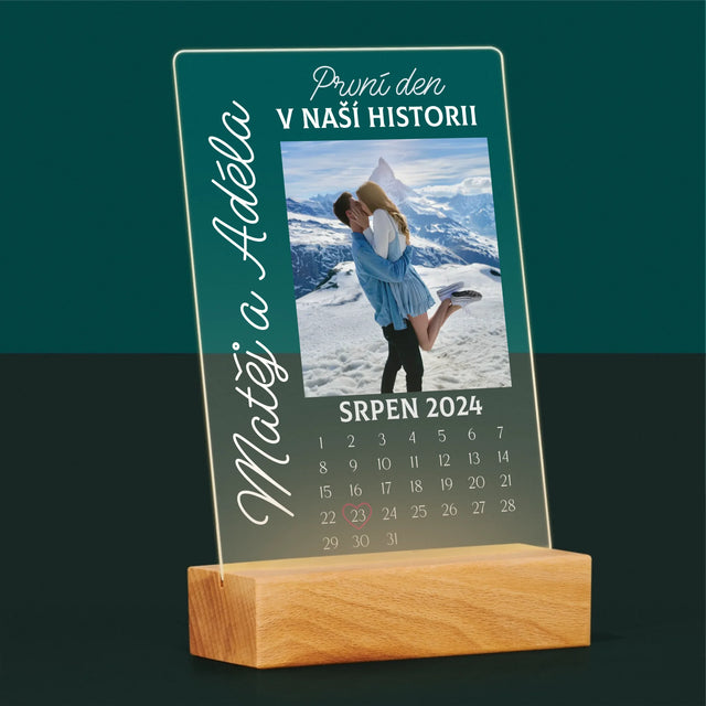 Fotka A Textem: První Den V Naší Historii - Tisk Na Akrylovém Skle