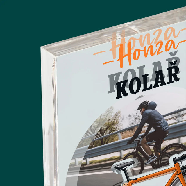 Foto a popis: Cyklista oceněný medailí - Akrylový blok s potiskem | CZ