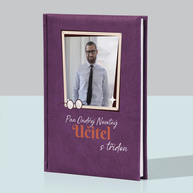 Fotka A Textem: Učitel S Třídou - Zápisník