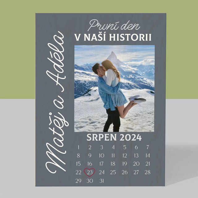 Fotka A Textem: První Den V Naší Historii - Tisk Na Dřevo