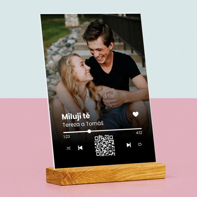 Fotka A Textem: Naše Písnička Na Qr - Tisk Na Akrylovém Skle