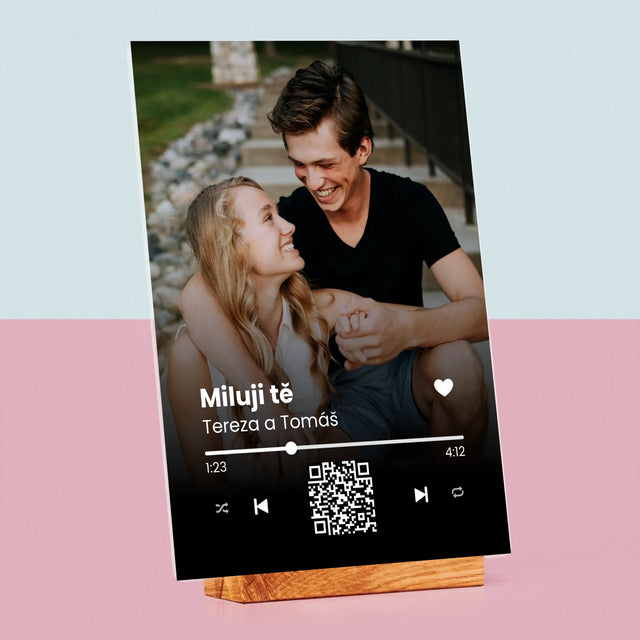 Fotka A Textem: Naše Písnička Na Qr - Tisk Na Akrylovém Skle