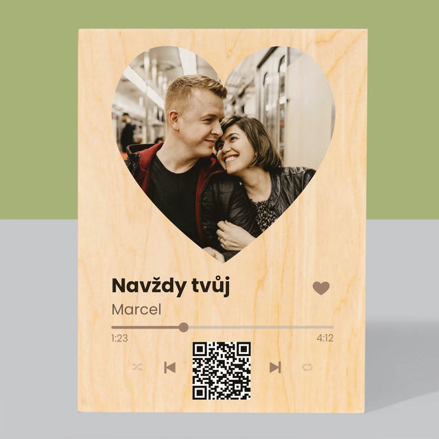Fotka A Textem: Naše Píseň Na Qr - Tisk Na Dřevo