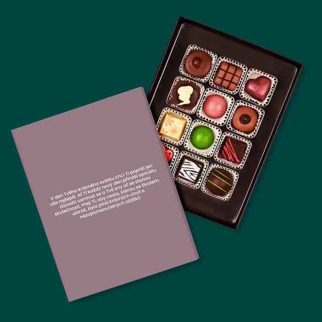 Fotokoláž: Písmenka Máma - Pralinky