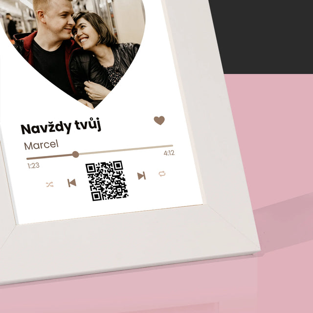 Fotka A Textem: Naše Píseň Na Qr - Fotorámeček