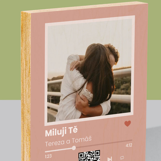 Fotka A Textem: Tvoje Písnička Na Qr - Tisk Na Dřevo