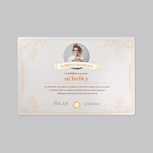 Fotka A Textem: Certifikát Vzorné Učitelky - Podložka Na Psací Stůl