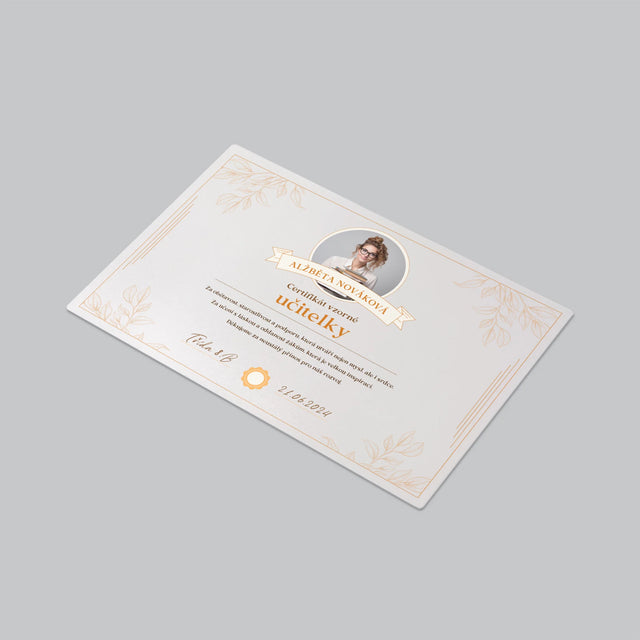 Fotka A Textem: Certifikát Vzorné Učitelky - Podložka Na Psací Stůl