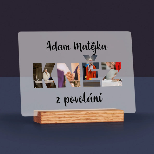 Slovo Z Fotek: Kněz Z Povolání - Tisk Na Akrylovém Skle