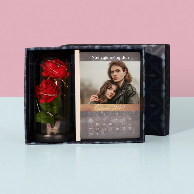 Fotka S Textem: Náš Vyjímečný Den - Dárková Sada S Tiskem Na Akrylovém Skle A Věčnou Růží