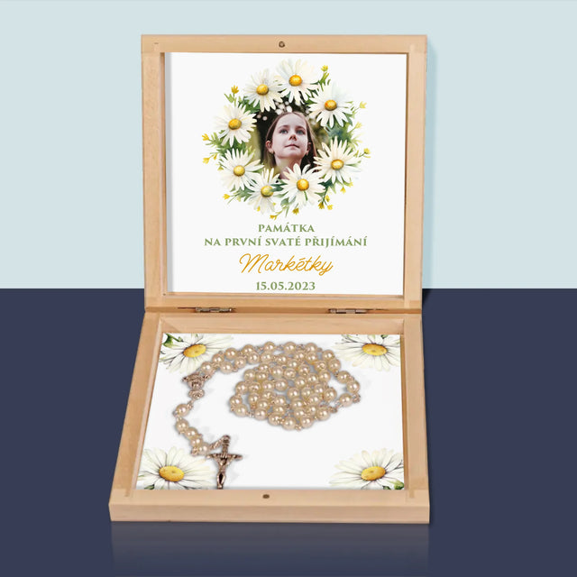 Fotka S Textem: Památka Na Svaté Přijímání Sedmikrásky - Růženec