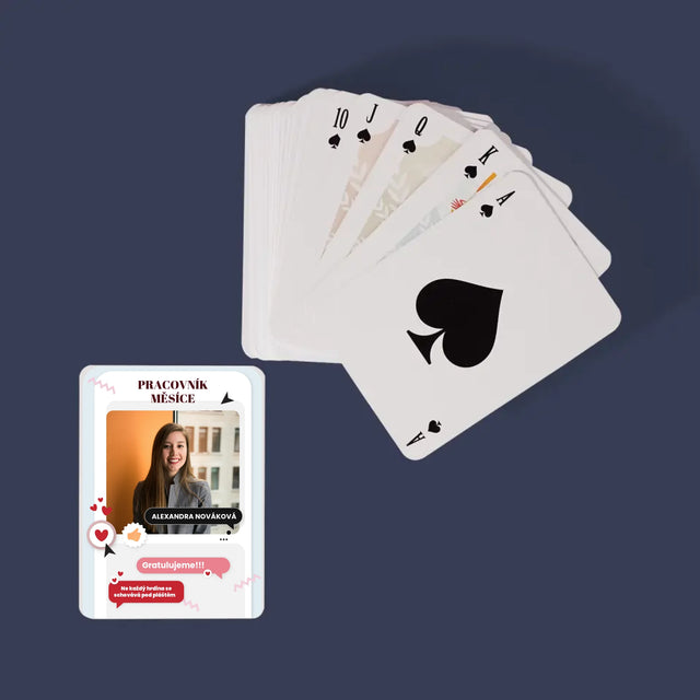 Fotka S Textem: Pracovník Měsíce - Hrací Karty