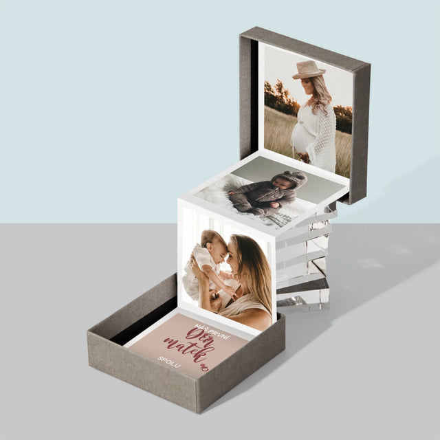 Fotokoláž: Náš První Den Matek - Fotoalbum Harmonika