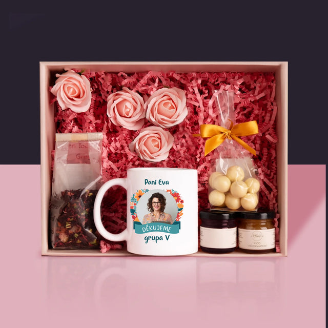Fotka S Textem: Poděkování Paní Učitelce - Dárková Sada S Hrnkem, Čajem A Sladkostmi