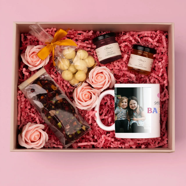 Fotokoláž: Miluji Tě, Babi - Dárková Sada S Hrnkem, Čajem A Sladkostmi