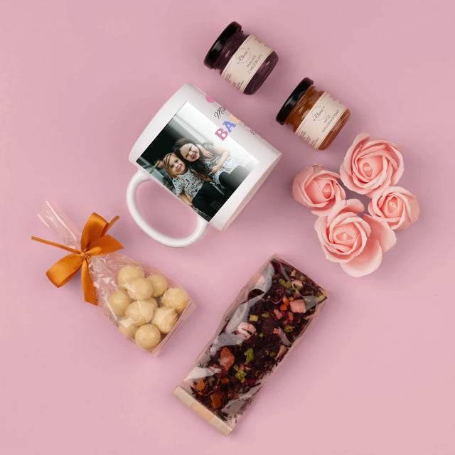 Fotokoláž: Miluji Tě, Babi - Dárková Sada S Hrnkem, Čajem A Sladkostmi