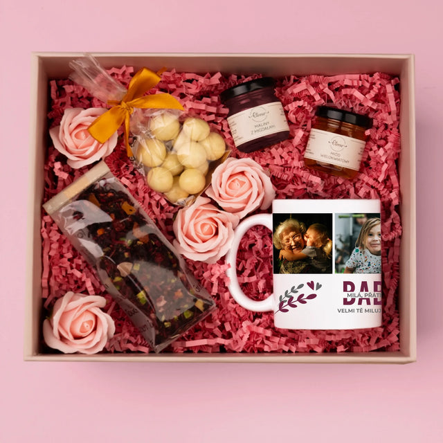 Fotokoláž: Babička - Dárková Sada S Hrnkem, Čajem A Sladkostmi