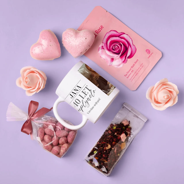 Fotokoláž: Uplynulo 40 Let - Dárková Sada S Hrnkem A Růžovým Spa