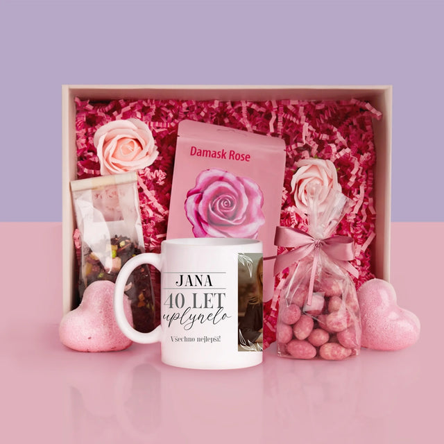 Fotokoláž: Uplynulo 40 Let - Dárková Sada S Hrnkem A Růžovým Spa