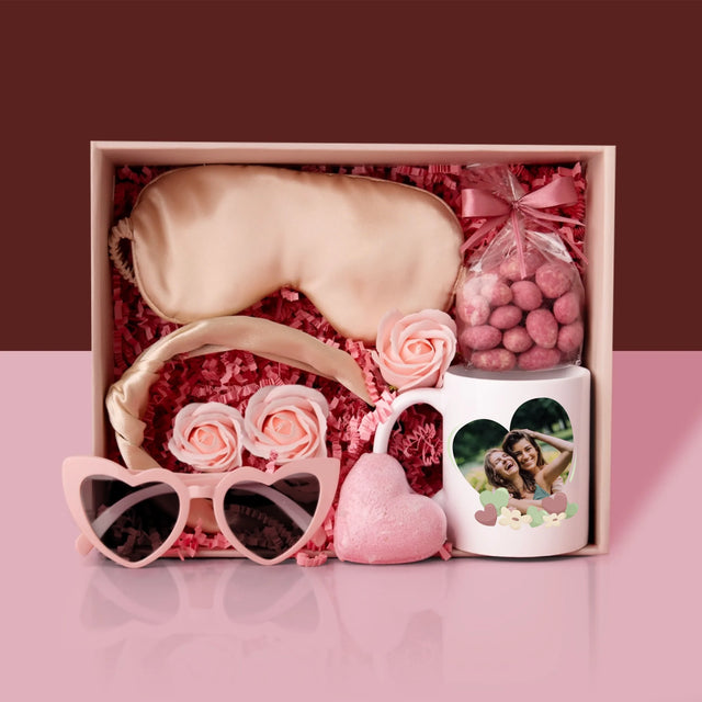 Fotka S Textem: Půjdeš Mi Za Svědkyni Květiny - Dárková Sada S Hrnkem A Saténovou Čelenkou