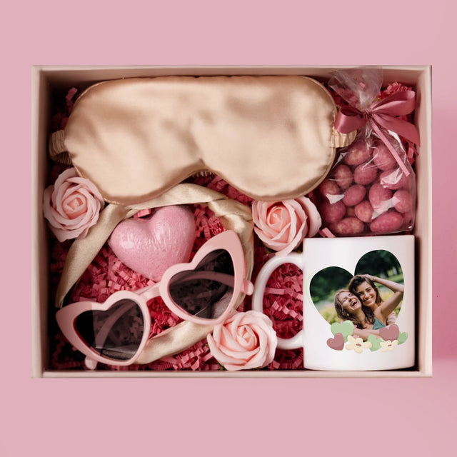 Fotka S Textem: Půjdeš Mi Za Svědkyni Květiny - Dárková Sada S Hrnkem A Saténovou Čelenkou