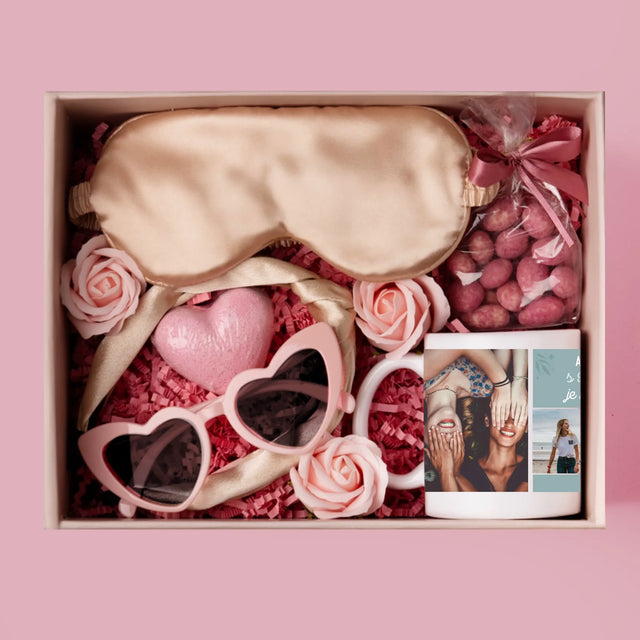 Fotokoláž: Nejlepší Kamarádky - Dárková Sada S Hrnkem A Saténovou Čelenkou