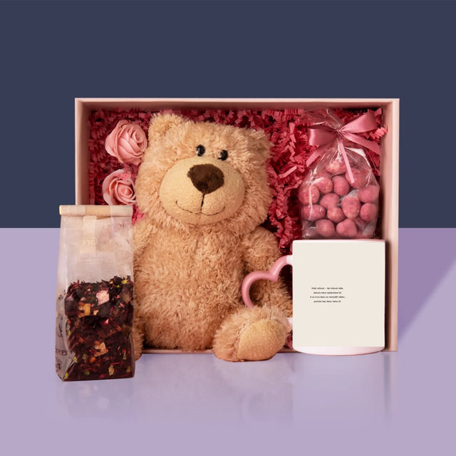 Fotka S Textem: Spotify S Kódem Qr - Dárková Sada S Hrnkem, Plyšovým Medvídkem A Sladkostmi