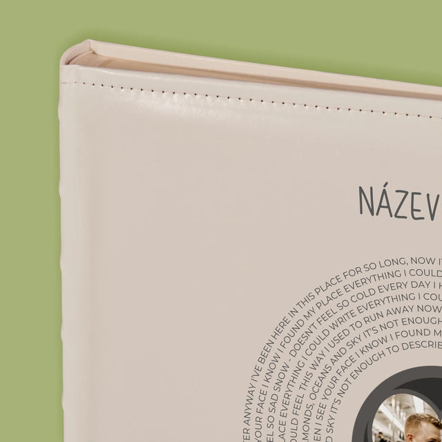 Fotka A Textem: Naše Píseň - Fotoalbum