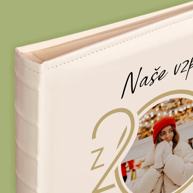 Fotokoláž: Naše Vzpomínky Z Roku - Fotoalbum