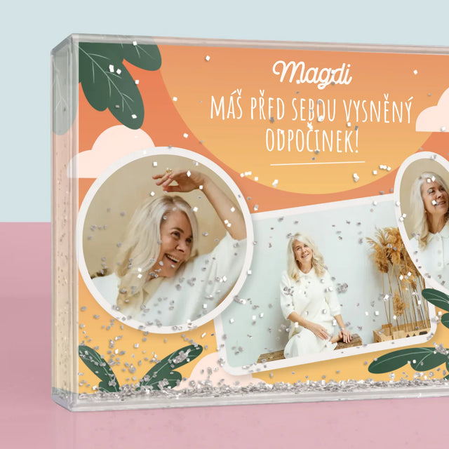 Fotokoláž: Vysněný Odpočinek - Sněžící Fotorámeček