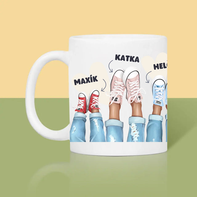 Tvůrce postav: Rodina tenisek - hrnek s potiskem | CZ