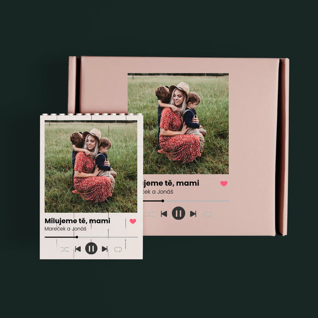 Fotka S Textem: Milujeme Tě, Mami - Kostky Lego