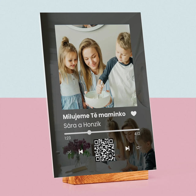 Fotka S Textem: Spotify S Qr Kódem Pro Maminku - Tisk Na Akrylovém Skle