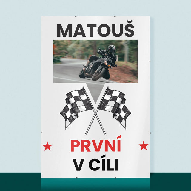 Fotka S Textem: První V Cíli - Plakát