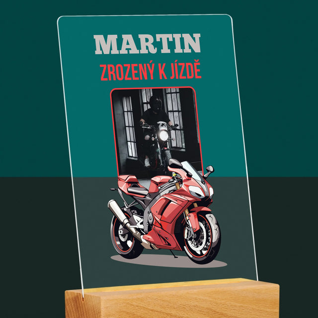Fotka A Nápis: Zrozený K Jízdě  - Tisk Na Akrylovém Skle