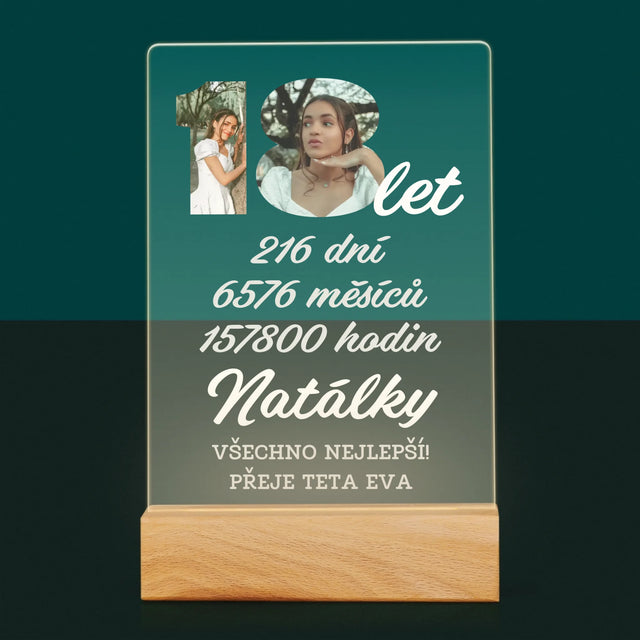 Slovo Z Fotek: 18 Let Odpočítávání - Tisk Na Akrylovém Skle