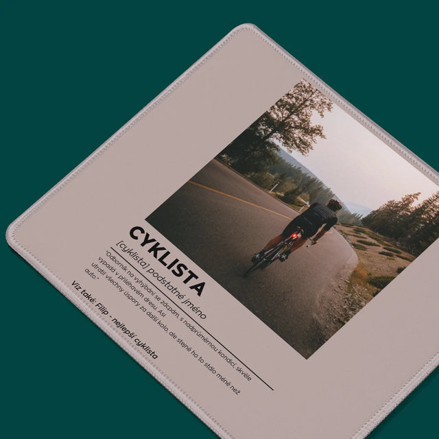 Fotka S Textem: Cyklista Definice - Podložka Pod Myš