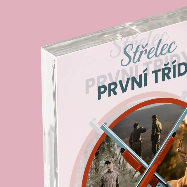 Fotokoláž: Střelec První Třídy - Akrylový Blok