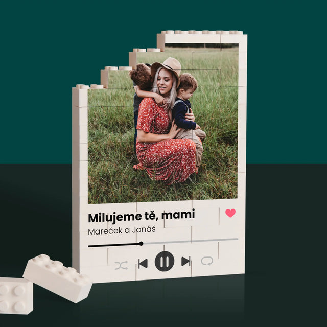 Fotka S Textem: Milujeme Tě, Mami - Kostky Lego 
